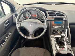 Peugeot 3008 2012