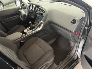 Peugeot 3008 2012