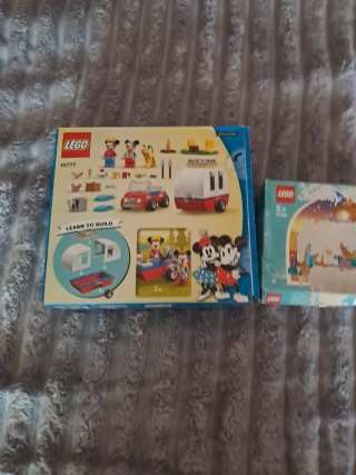 LEGO Disney 10777 Mickey y Minnie Viaje Acampada