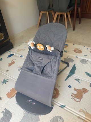 Bouncer Baby Bjorn con juguete original