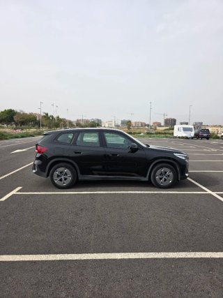 BMW iX1 2024