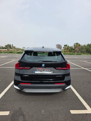 BMW iX1 2024