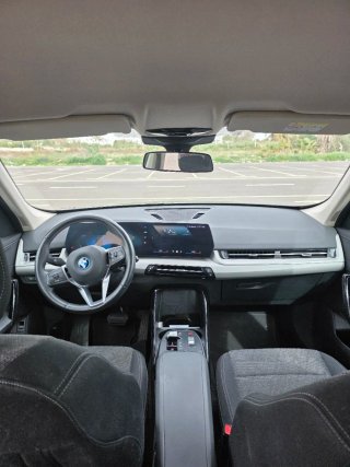 BMW iX1 2024
