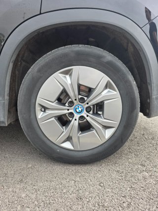 BMW iX1 2024