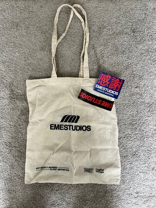 EME Studios NUEVA con etiquetas