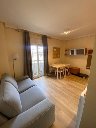 Piso en alquiler en San Isidro - Los Almendros en Alcalá de Henares