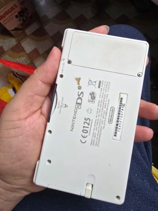 Nintendo DSi Bianco + 3 Giochi