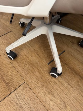 Silla de escritorio ergonómica + cojín de regalo