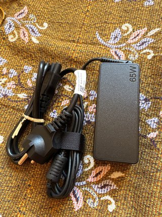 Cargador Lenovo 65W