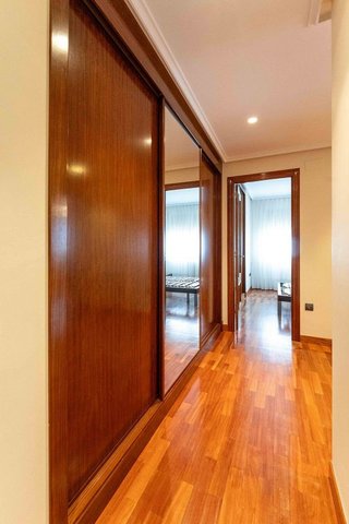 Piso en alquiler en El Polígono en Gijón