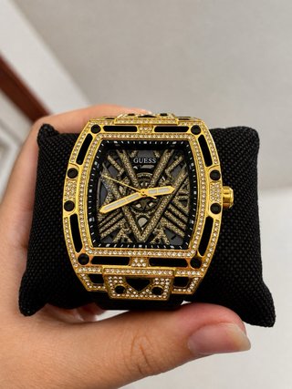 Reloj Guess Dorado y Negro