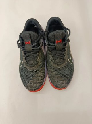 Zapatillas Nike Metcon Negras y Moradas