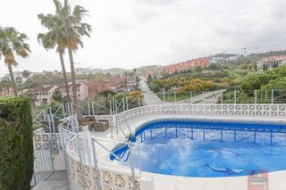 Piso en venta en Calaburra - Chaparral en Mijas