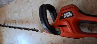 Corta setos eléctrico Black+Decker