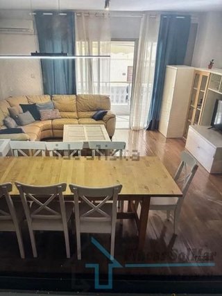 Piso en venta en Avda. de Abril. - 9 de octubre en Sagunto