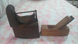 Plancha y cepillo carpintero vintage