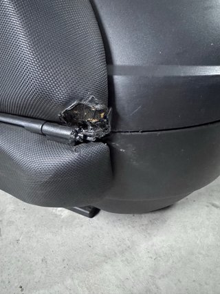 SHAD SH48.  Con soporte, Honda 2 cascos.