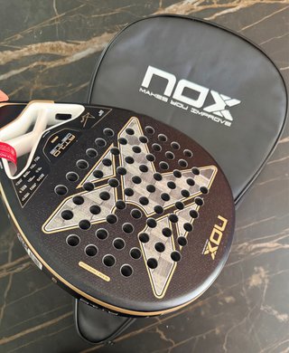 Pala NOX AT10 Genius 18K Agustín Tapia