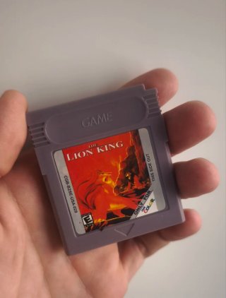 Game Boy Color Negra/Blanca + Pokémon Pinball