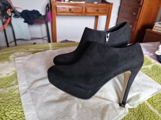Zapatos tacón alto negros