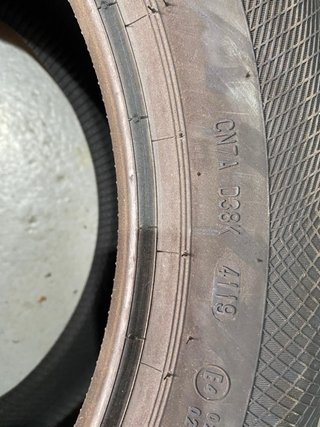 2 Neum. Continental 235/55R17 103V TS850P Winter
