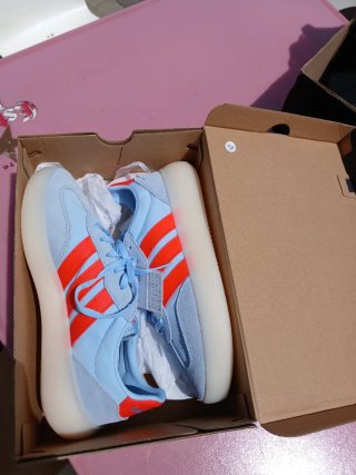 Zapatillas Adidas Mujer Azul y Rojo