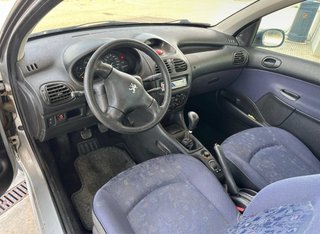 Peugeot 206 2001