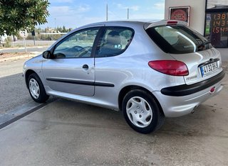 Peugeot 206 2001