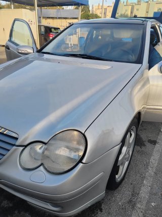 Mercedes-Benz Clase C 2003