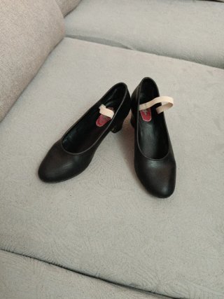 Zapatos de Flamenca Negros