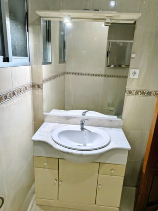Conjunto lavabo con mueble y espejo