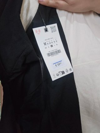 Vestido Zara Asimétrico Negro y Beige