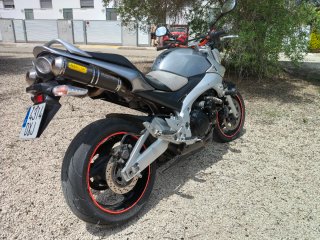 Suzuki GSR 600 Naked