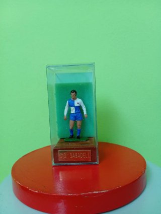 Figura Futbolista CD Sabadell en Plomo Años 90