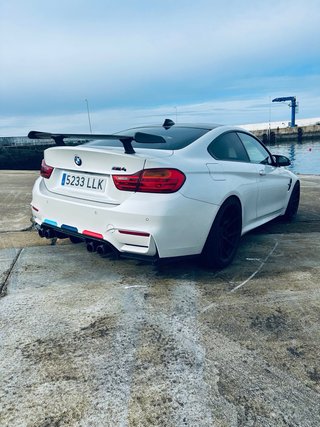 BMW M4 2015