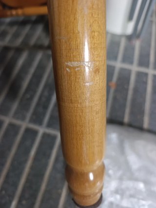 Tres Sillas Rústicas Madera y Rattan