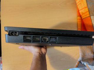 PS4 Slim 1TB Usata Pochissimo + Accessori