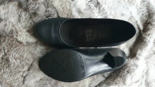 Zapatos de piel negros tacón