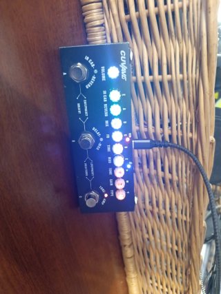 Pedal de efectos CUVAVE para guitarra