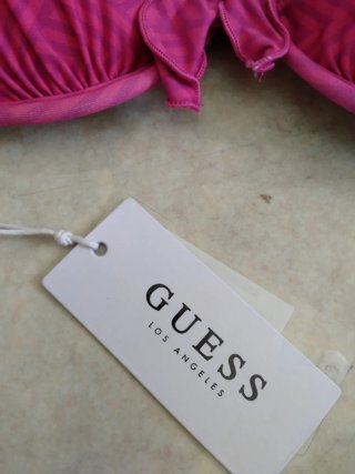 Costume donna Guess taglia 34 nuovo con cartellino