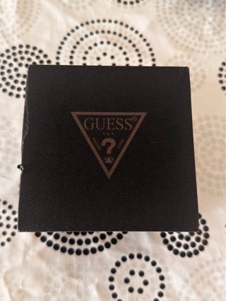 Reloj Guess Hombre Negro y Dorado Original