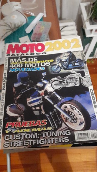 Revista MOTO 2002 Catálogo