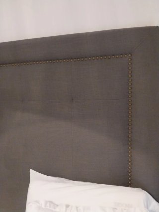 Cabecero de cama tapizado gris para cama de 1.50