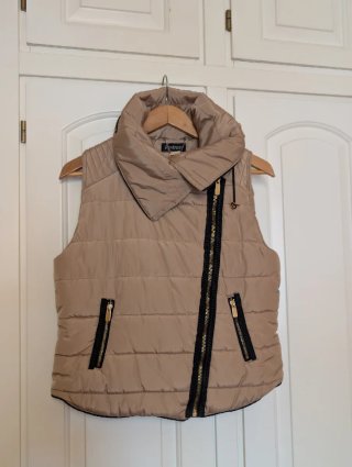 Chaleco Stradivarius Beige Talla L