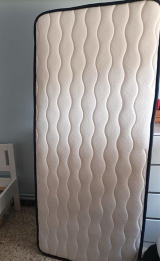 Cama infantil IKEA Kritter + colchón