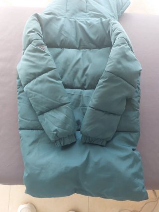Chaqueta Guess acolchada
