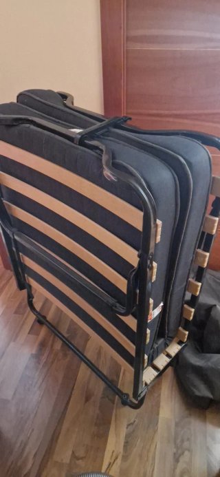 Cama Plegable con Ruedas ( plegatín)