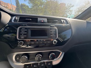 Gasolina etiqueta C KIA Rio 2016 644114491