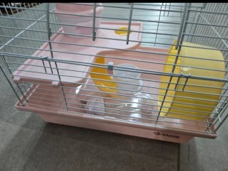 Gabbietta criceto rosa con accessori