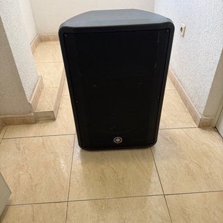 Altavoz Yamaha DBR15 Negro